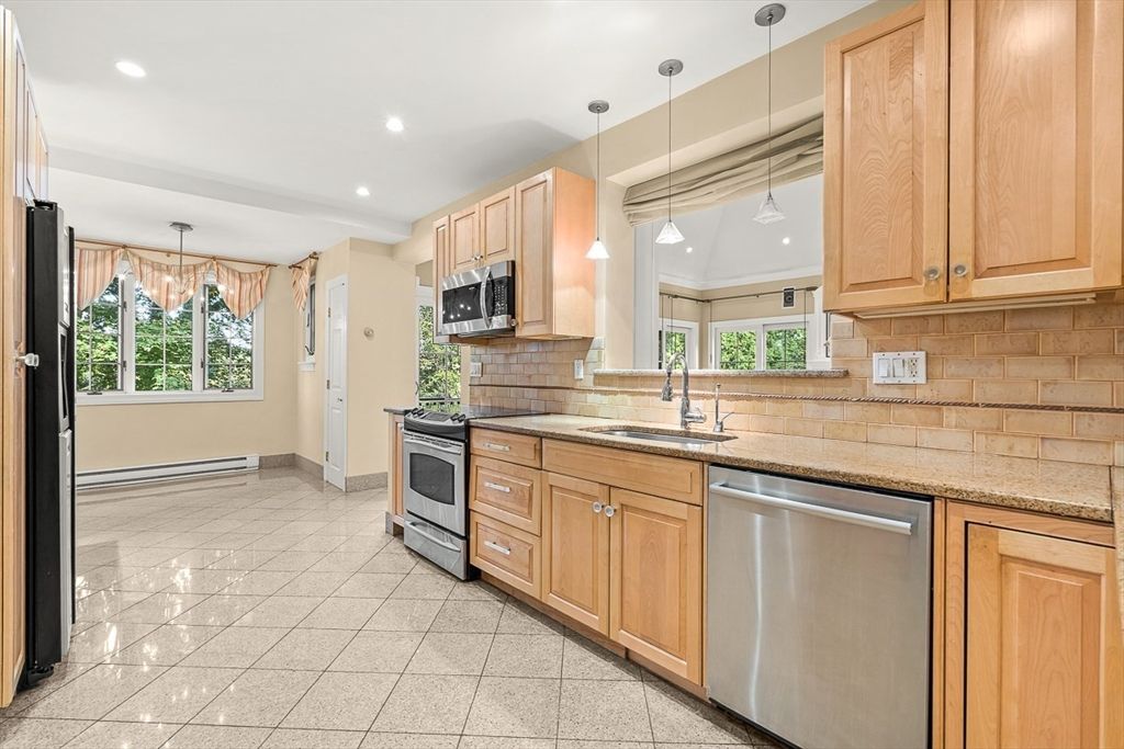 Interior, Kitchen, Pendant Lights, Recessed Lighting, Stainless Steel Appliances