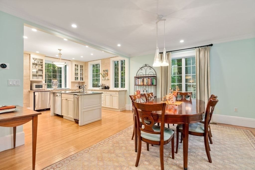 Dining room, Interior, Kitchen, Pendant Lights, Recessed Lighting, Stainless Steel Appliances, Wood Texture Flooring