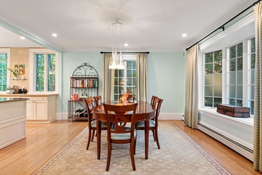 Dining room, Interior, Pendant Lights, Recessed Lighting, Wood Texture Flooring