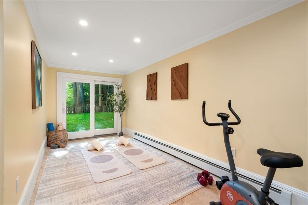 Fitness Equipment, Interior, Recessed Lighting