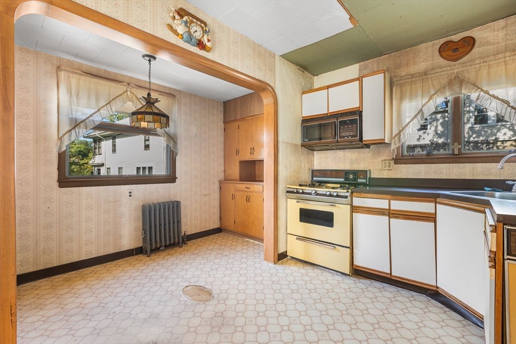 Interior, Kitchen, Pendant Lights
