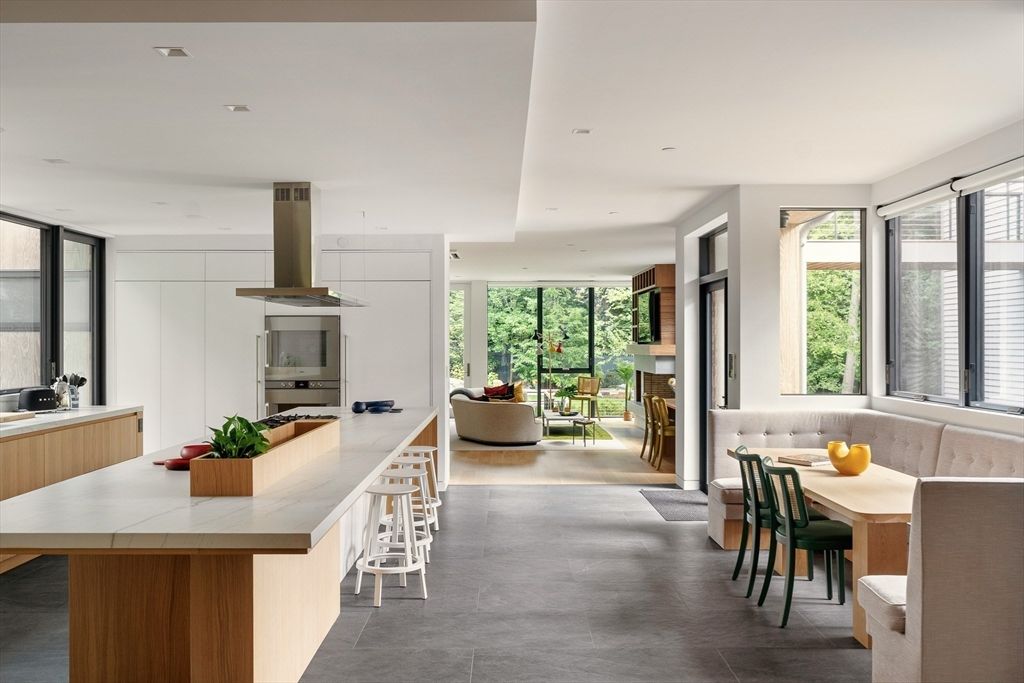 Dining room, Interior, Kitchen, Living room, Recessed Lighting