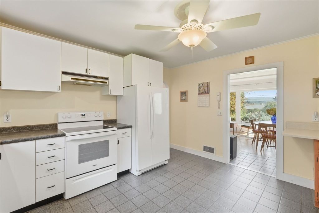 Dining room, Interior, Kitchen