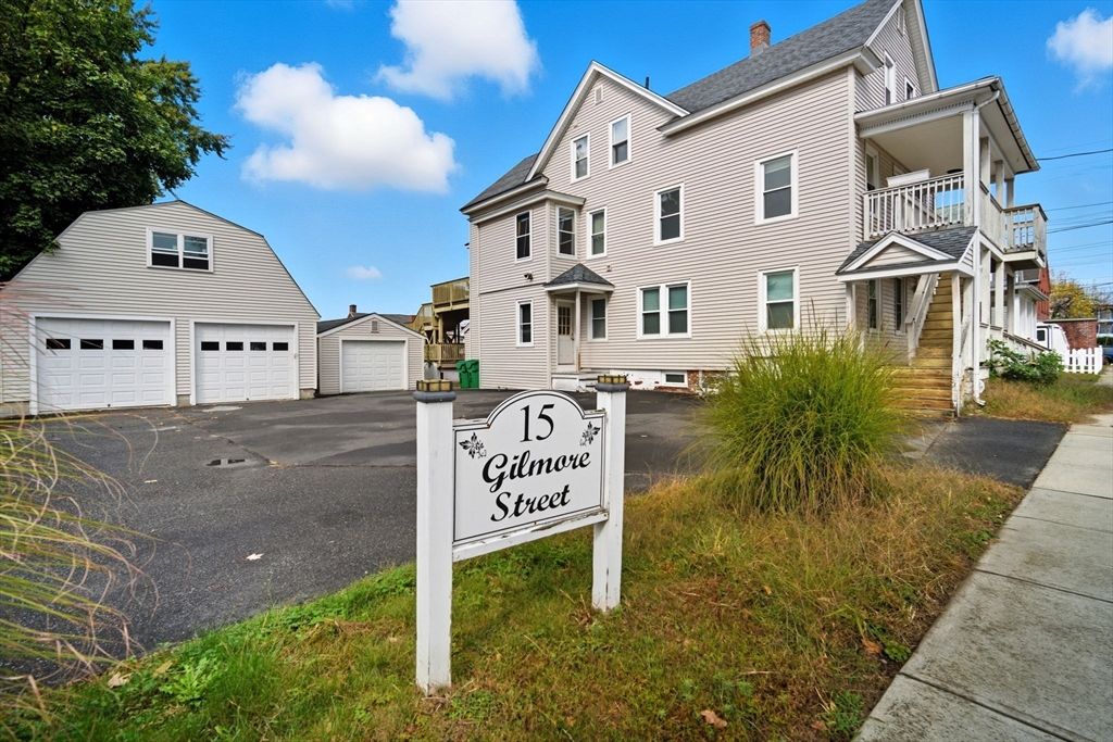 Detached Garage, Exterior