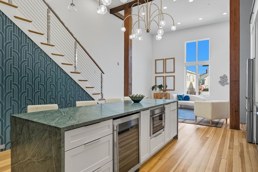 Dining room, Interior, Living room, Pendant Lights, Recessed Lighting, Wood Texture Flooring