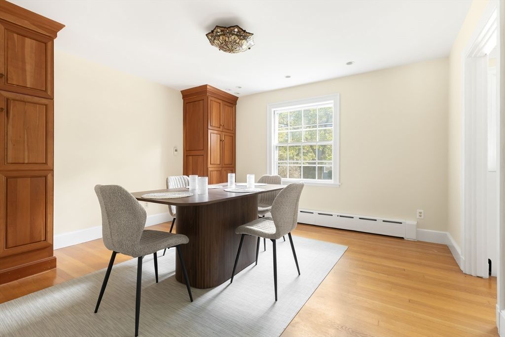 Dining room, Interior, Recessed Lighting, Wood Texture Flooring
