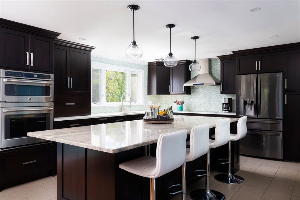Interior, Kitchen, Pendant Lights, Recessed Lighting, Stainless Steel Appliances