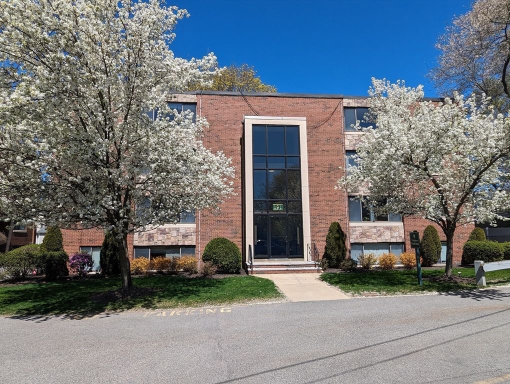 Exterior, Facade, Brick Facade, Condo Building