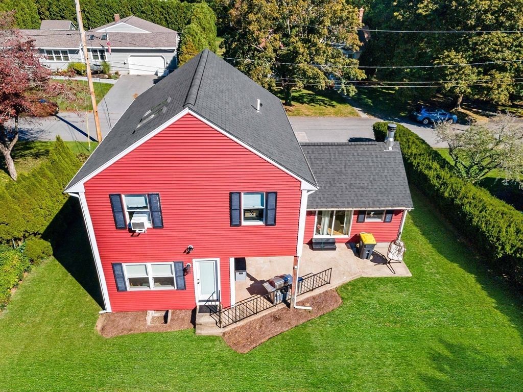 Exterior, Drone