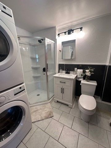 Bathroom, Glass Shower, Interior, Washer