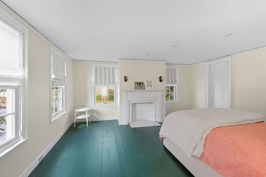 Bedroom, Fireplace, Interior, Wood Texture Flooring