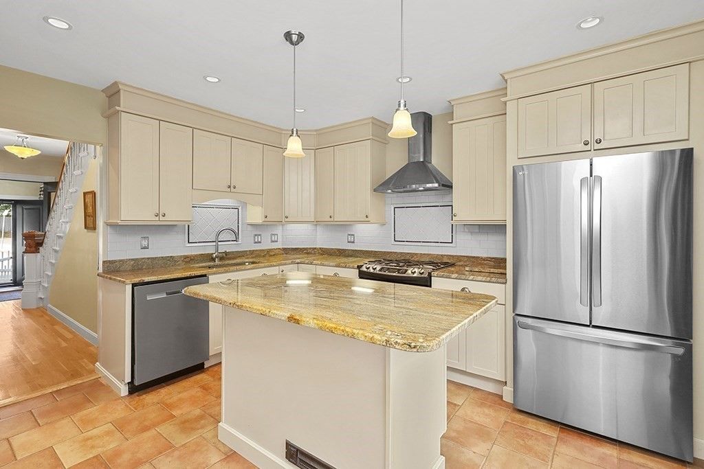 Interior, Kitchen, Pendant Lights, Recessed Lighting, Stainless Steel Appliances