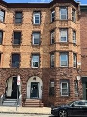Exterior, Facade, Brick Facade, Rowhouse