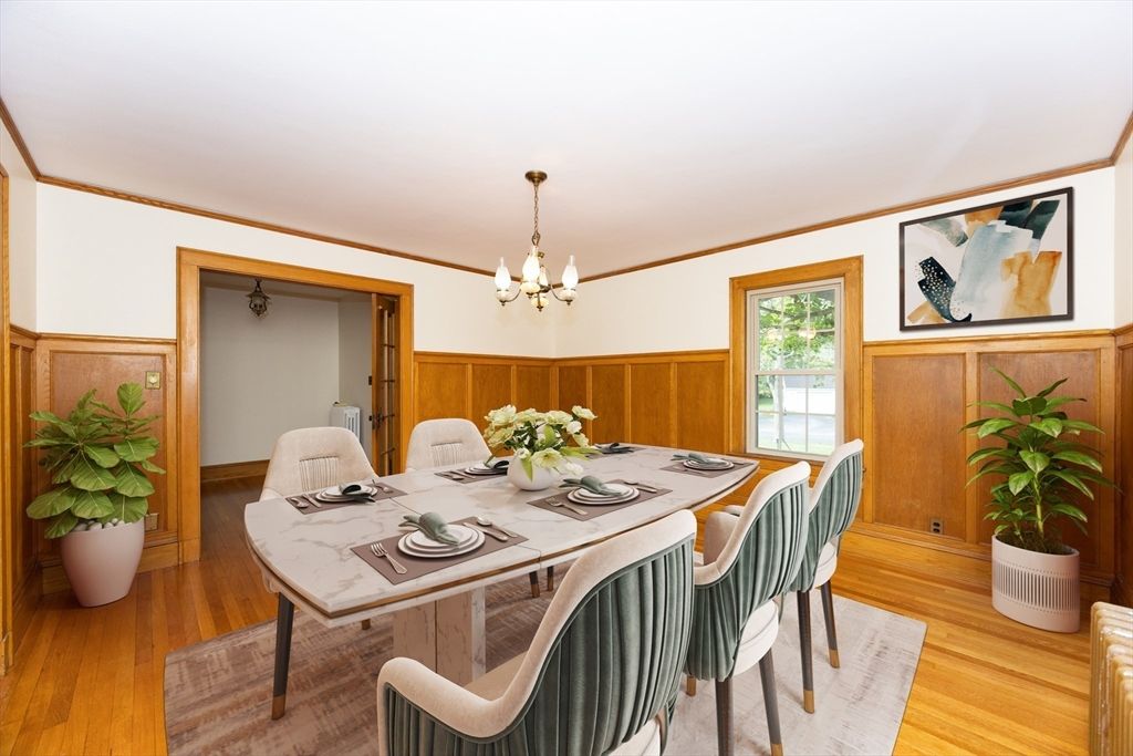 Chandelier, Dining room, Interior, Pendant Lights, Wood Texture Flooring