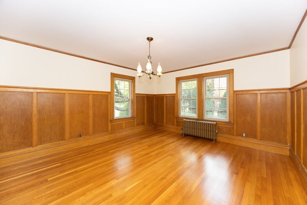 Chandelier, Empty room, Interior, Wood Texture Flooring