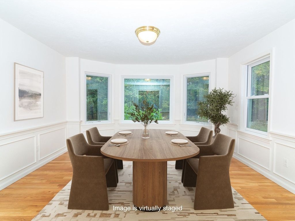 Dining room, Interior, Wood Texture Flooring