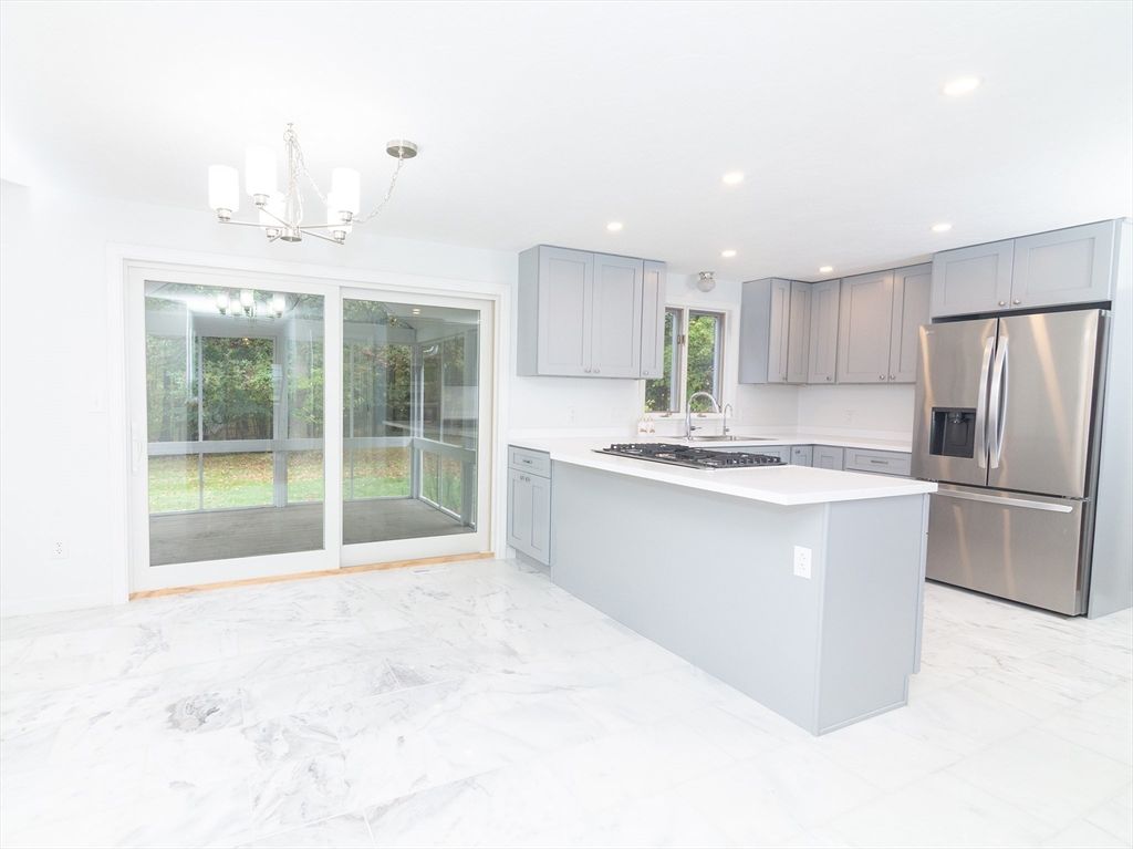 Chandelier, Interior, Kitchen, Marble, Recessed Lighting, Stainless Steel Appliances