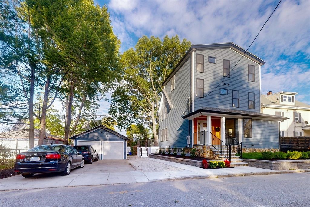 Detached Garage, Exterior, Facade, American Foursquare