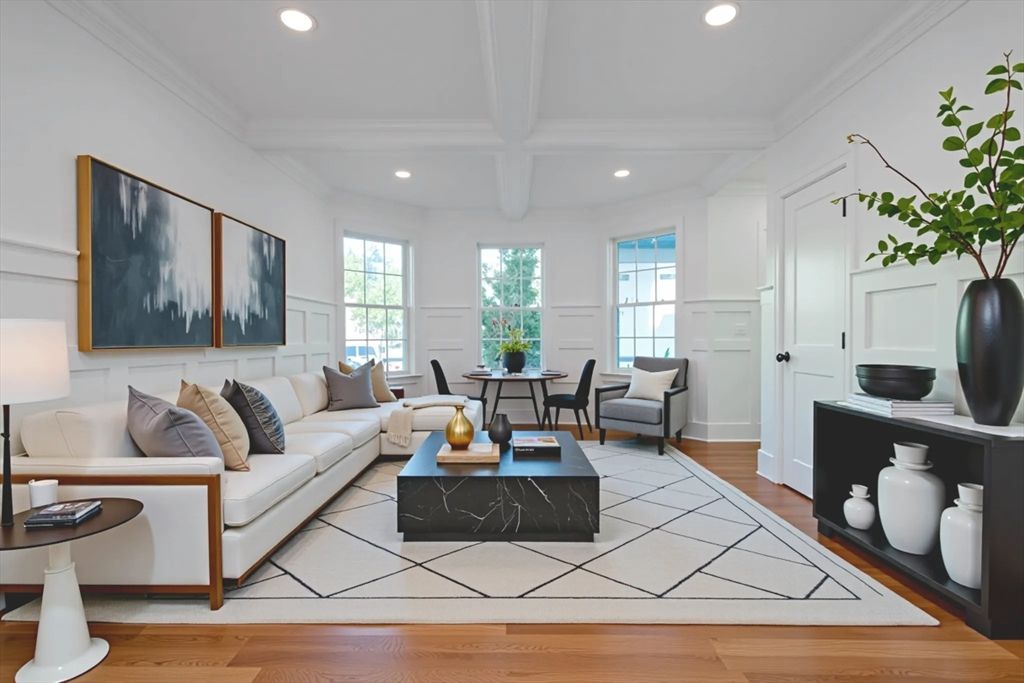 Dining room, Interior, Living room, Recessed Lighting, Wood Texture Flooring