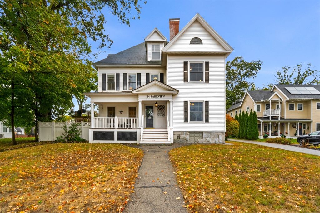 Exterior, Facade, Solar Panels, Queen Anne Victorian
