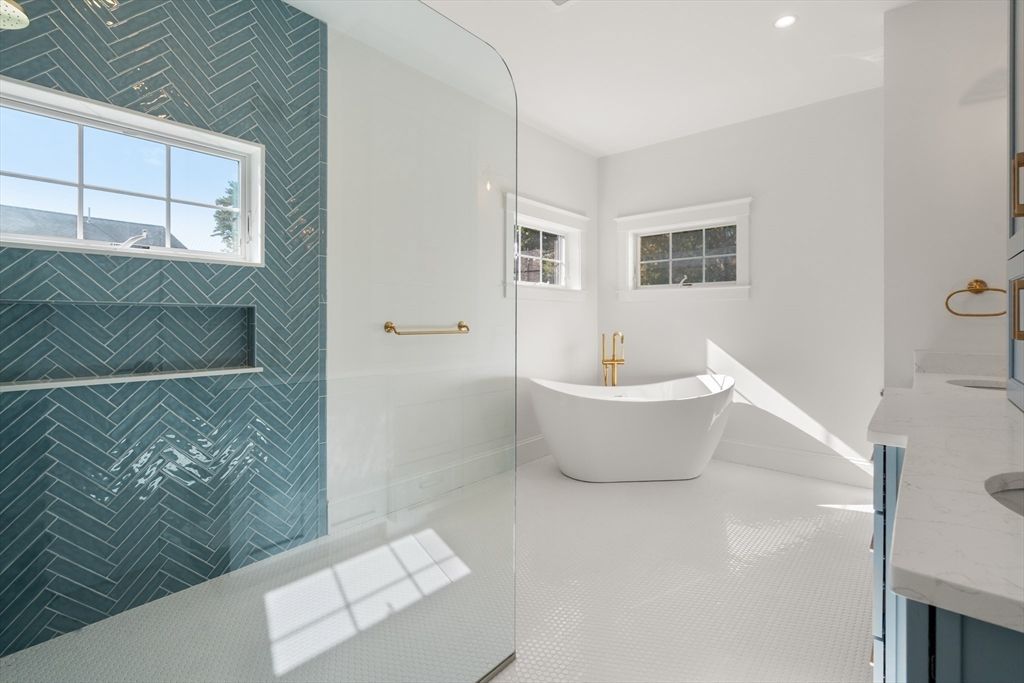 Bathroom, Free Standing Baths, Interior, Recessed Lighting