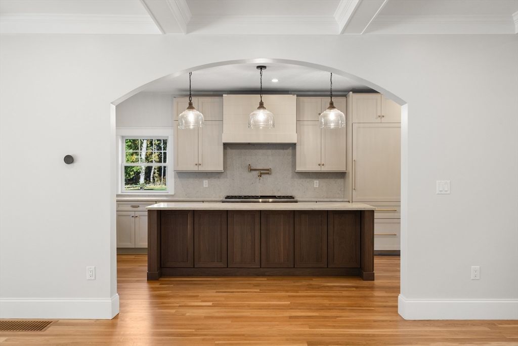 Interior, Kitchen, Pendant Lights, Wood Texture Flooring