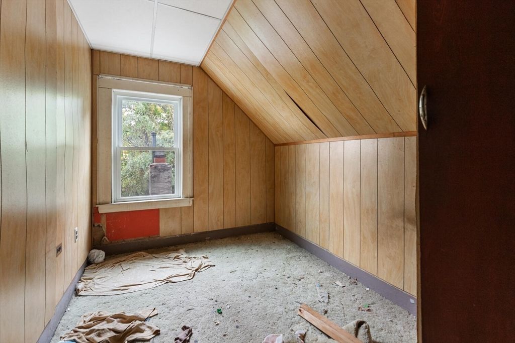 Empty room, Interior, Wooden Ceilings, Wooden Walls