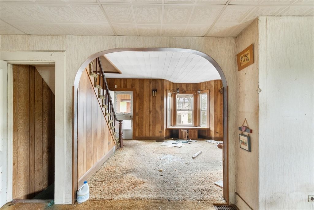 Interior, Wooden Walls