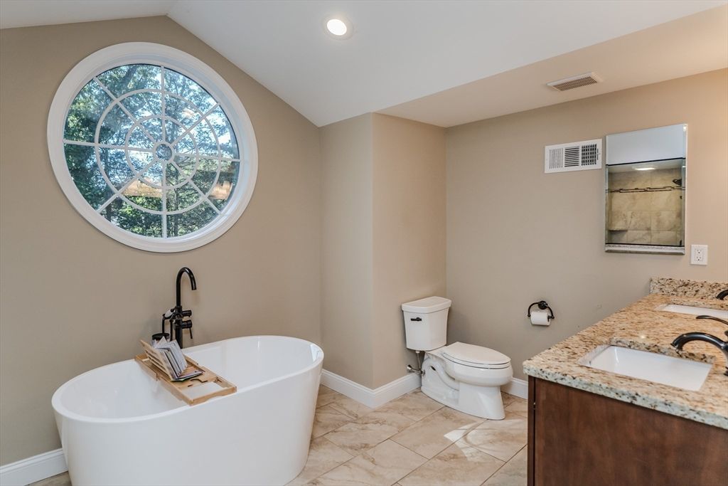 Bathroom, Free Standing Baths, Interior, Recessed Lighting