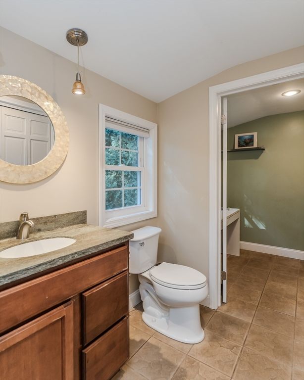 Bathroom, Interior, Pendant Lights, Recessed Lighting