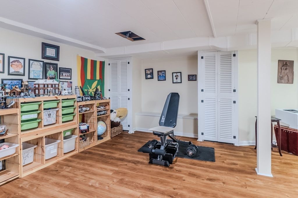 Fitness Equipment, Interior, Wood Texture Flooring
