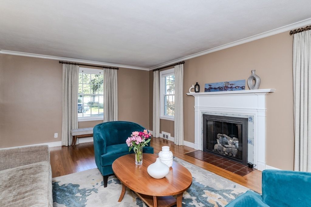 Fireplace, Interior, Living room, Wood Texture Flooring