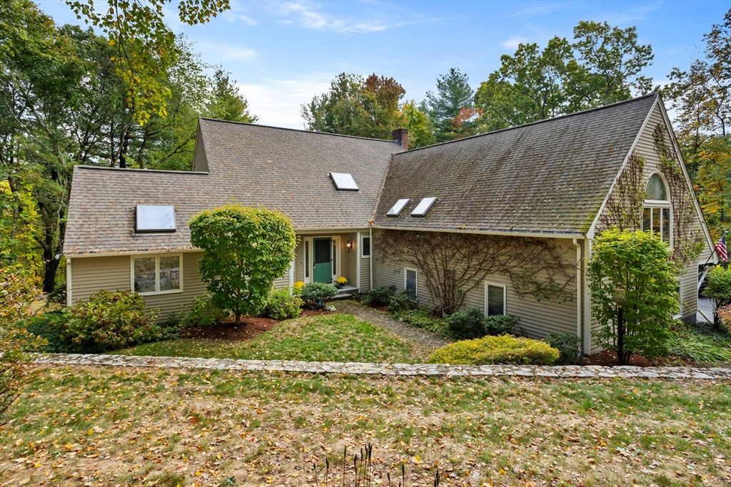 Exterior, Facade, Cape Cod