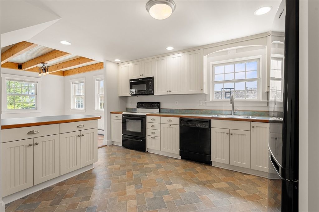 Interior, Kitchen, Recessed Lighting, Wooden Beams, Wooden Ceilings