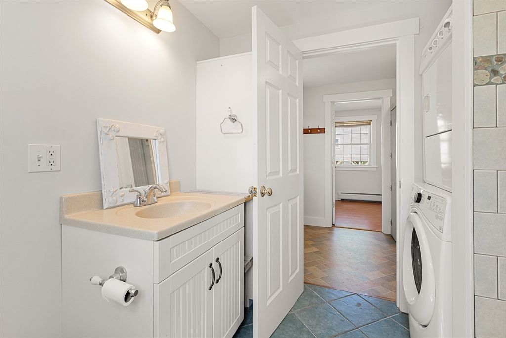 Bathroom, Interior, Washer