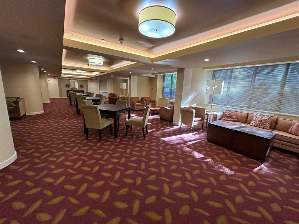 Dining room, Interior, Living room, Recessed Lighting