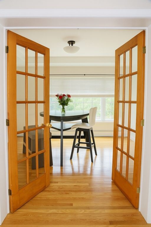Dining room, Interior, Wood Texture Flooring