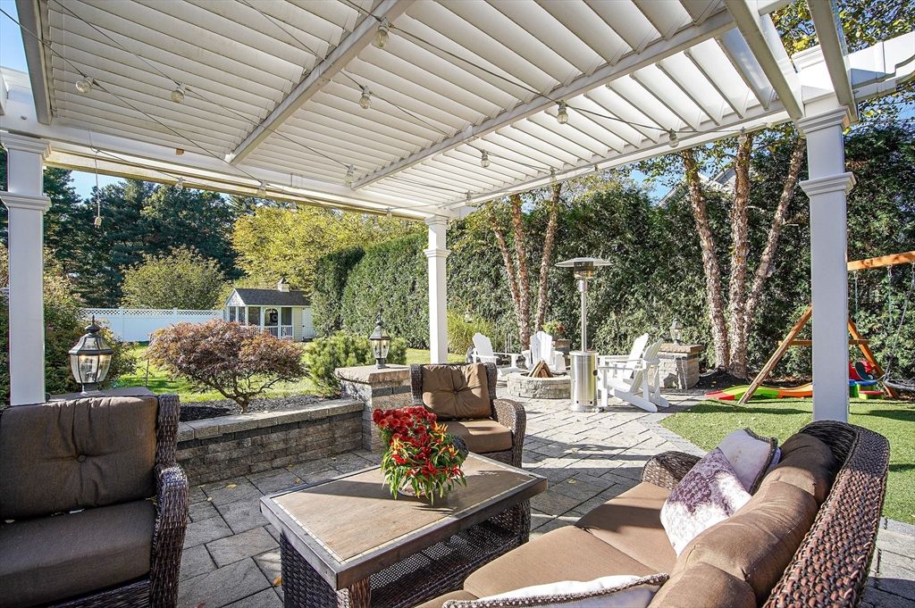 Backyard, Exterior, Playground