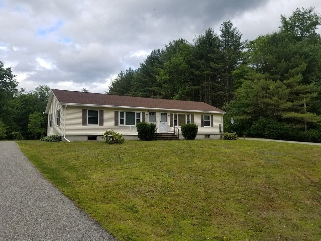 Backyard, Exterior, Facade, Cape Cod