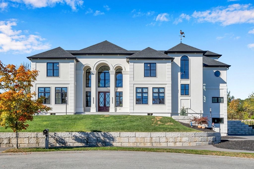 Exterior, Facade, French Provincial