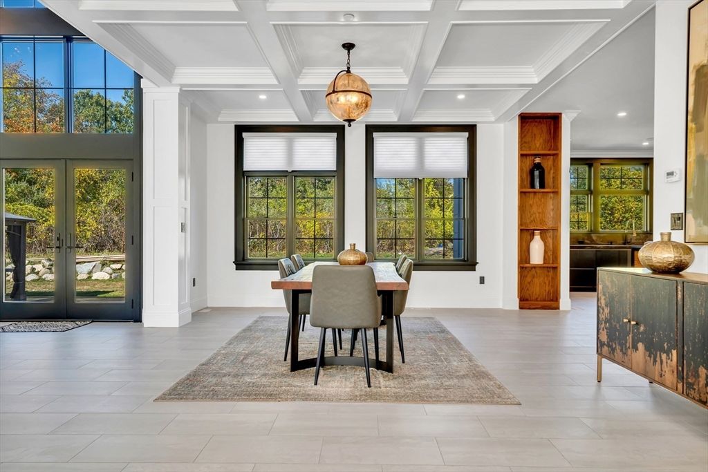 Dining room, Interior, Pendant Lights, Recessed Lighting