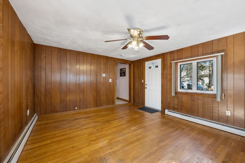 Empty room, Interior, Wood Texture Flooring, Wooden Walls