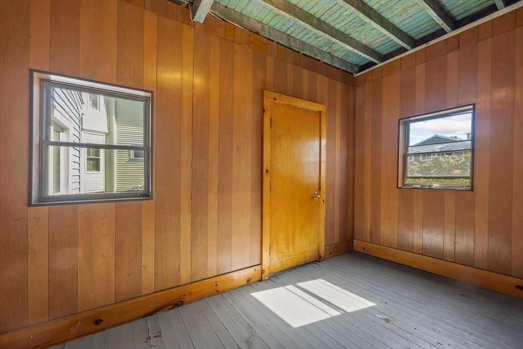 Empty room, Interior, Wooden Ceilings, Wood Texture Flooring, Wooden Walls