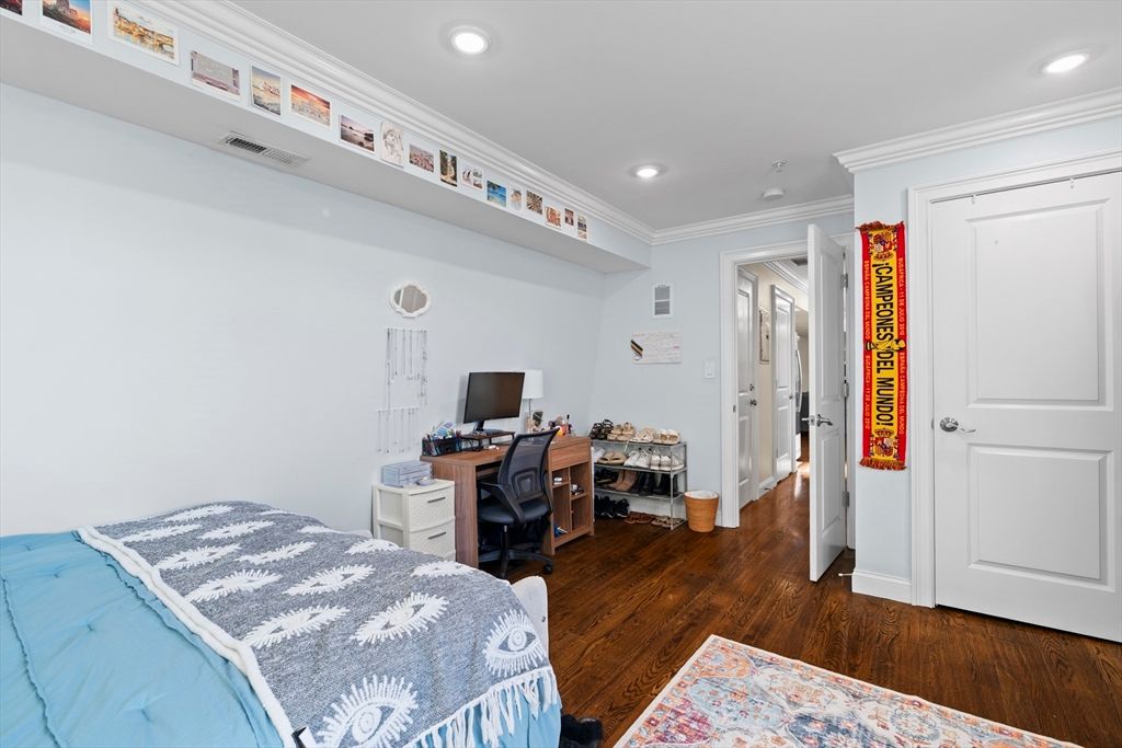 Bedroom, Home Office, Interior, Recessed Lighting, Wood Texture Flooring