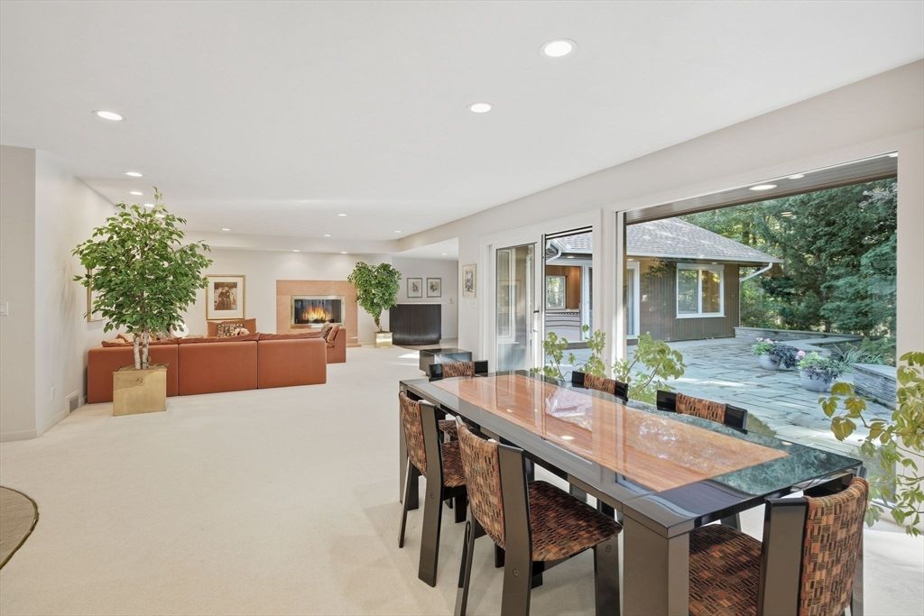 Dining room, Fireplace, Interior, Living room, Recessed Lighting