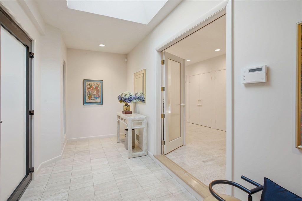 Interior, Recessed Lighting