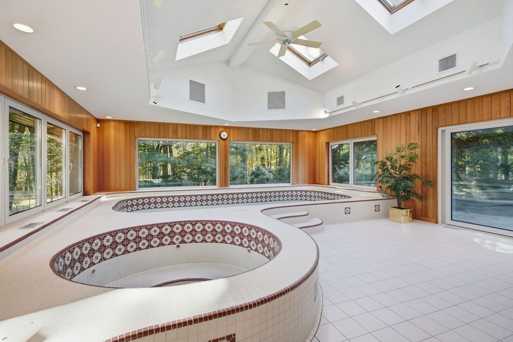 Interior, Recessed Lighting, Wooden Walls