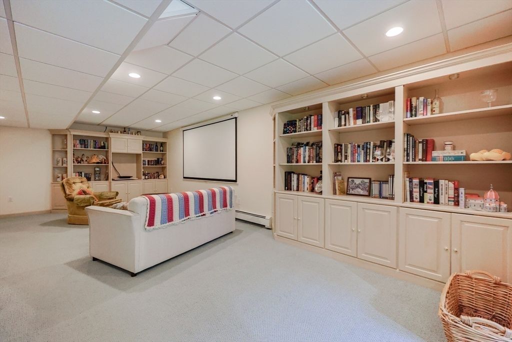 Interior, Living room, Projection Screen, Recessed Lighting, Theatre Room