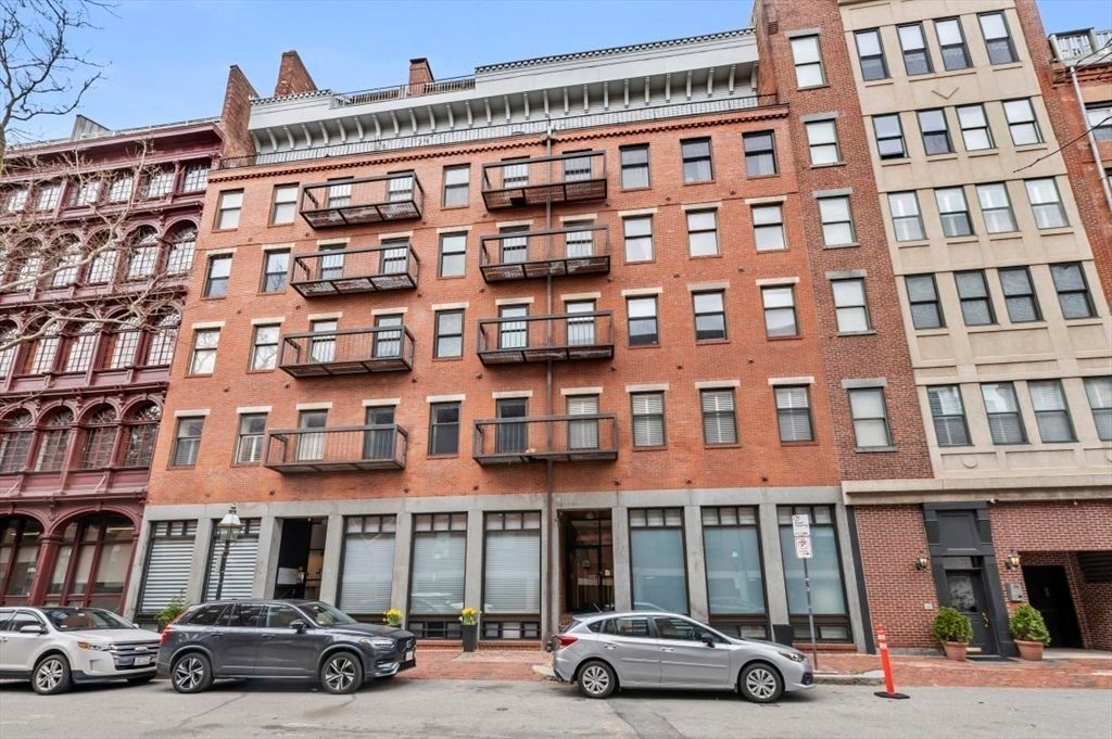 Exterior, Facade, Brick Facade, Condo Building