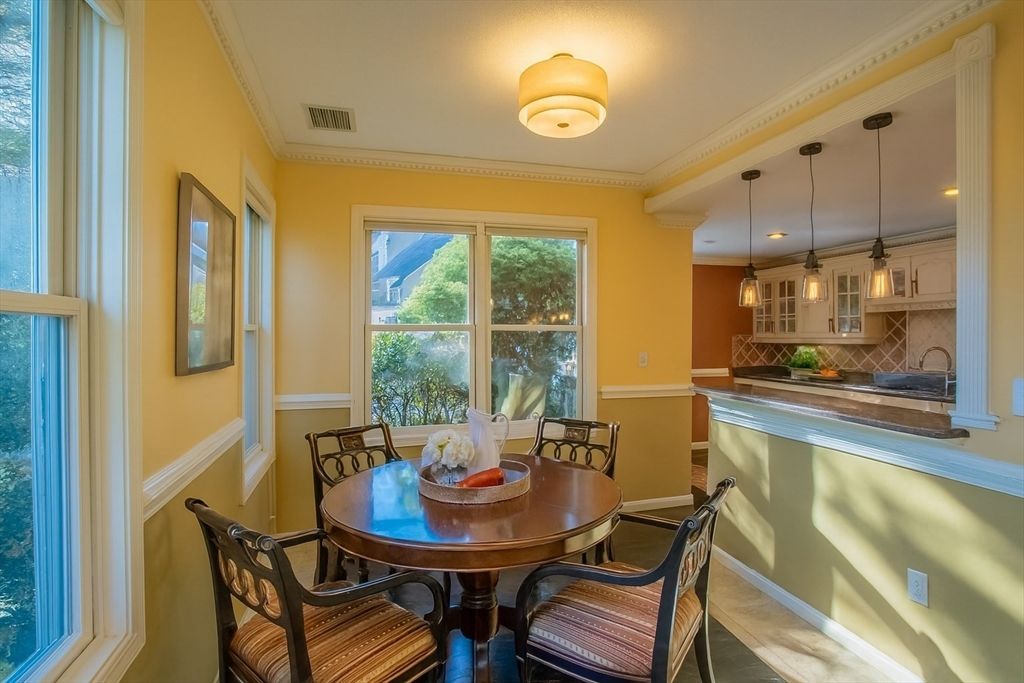 Dining room, Interior, Kitchen, Pendant Lights, Recessed Lighting